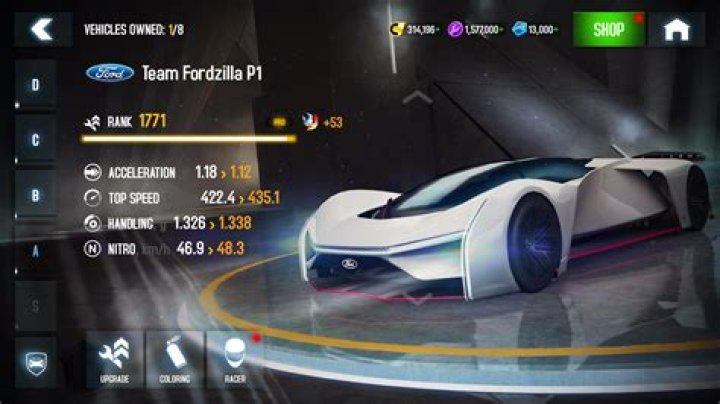 How do you knock down cars in Asphalt 8 multiplayer?